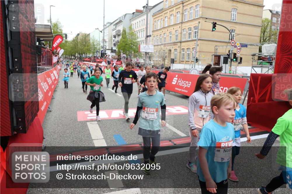 25.04.2026 - Das Zehntel Strokosch-Dieckow http://msf.ph/oto/9632095 25.04.2026 11:01:52 Ziel 5524, 5597, 5655, 5727, 6238, 6240, 6251, 6521, 6680, 6698, 6768, 6772, 6823, 6857, 7009, 7010, 7525, 7541, 7554, 7686, 7845, 7937 meine-sportfotos.de