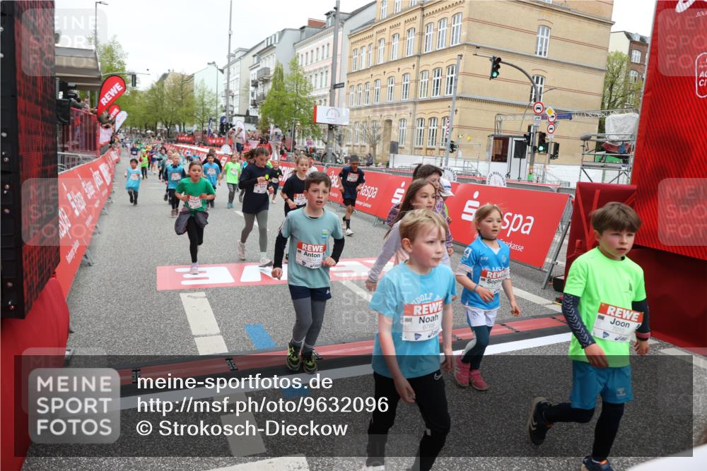 25.04.2026 - Das Zehntel Strokosch-Dieckow http://msf.ph/oto/9632096 25.04.2026 11:01:52 Ziel 5524, 5597, 5655, 5727, 6238, 6240, 6251, 6521, 6680, 6698, 6768, 6772, 6823, 6857, 7009, 7010, 7525, 7541, 7554, 7686, 7845, 7937 meine-sportfotos.de