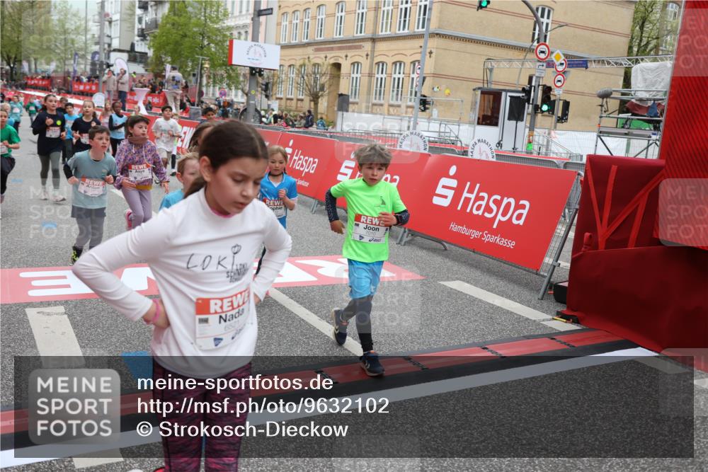 25.04.2026 - Das Zehntel Strokosch-Dieckow http://msf.ph/oto/9632102 25.04.2026 11:01:51 Ziel 5524, 5655, 5727, 6238, 6521, 6680, 6698, 6768, 6772, 6823, 6857, 7009, 7010, 7221, 7525, 7541, 7554, 7845, 7937 meine-sportfotos.de