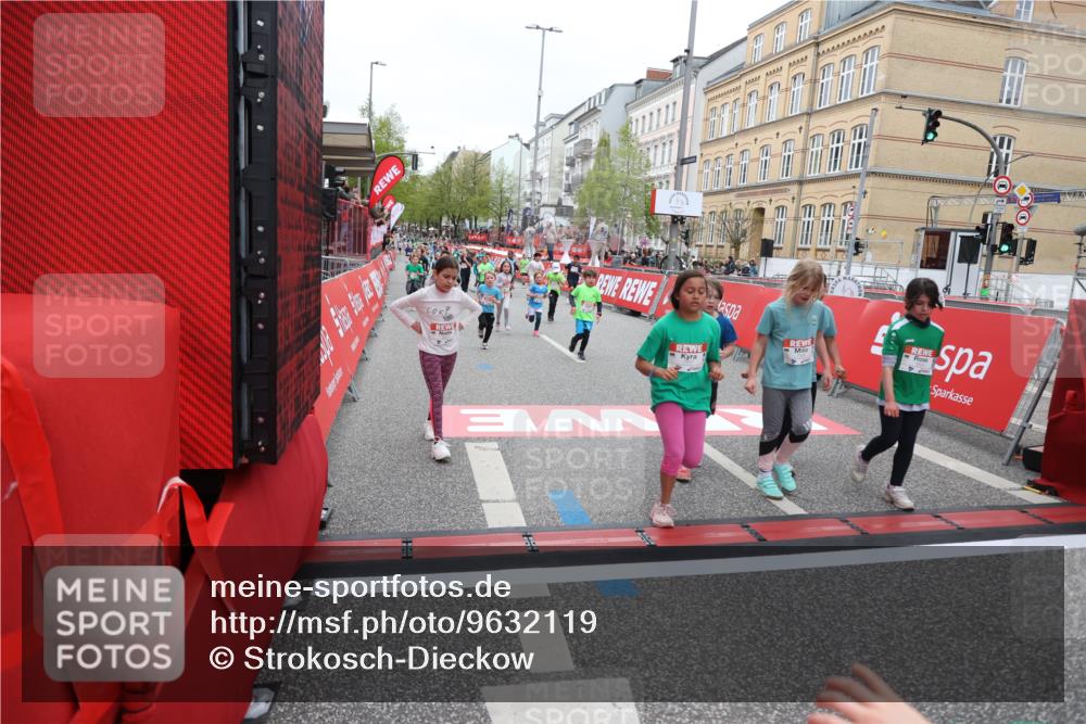 25.04.2026 - Das Zehntel Strokosch-Dieckow http://msf.ph/oto/9632119 25.04.2026 11:01:48 Ziel 5524, 5655, 5727, 5994, 6245, 6521, 6857, 6968, 6969, 6991, 7003, 7010, 7221, 7422, 7478, 7525, 7541, 7937 meine-sportfotos.de