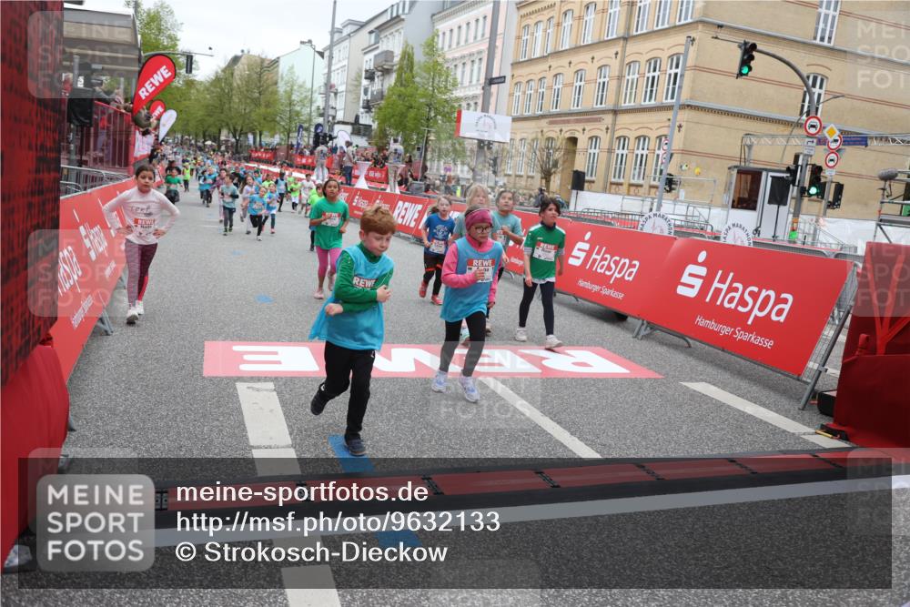25.04.2026 - Das Zehntel Strokosch-Dieckow http://msf.ph/oto/9632133 25.04.2026 11:01:46 Ziel 5170, 5524, 5655, 5679, 5727, 5994, 6245, 6437, 6857, 6968, 6969, 6991, 7003, 7221, 7422, 7478, 7525, 7541, 7937 meine-sportfotos.de