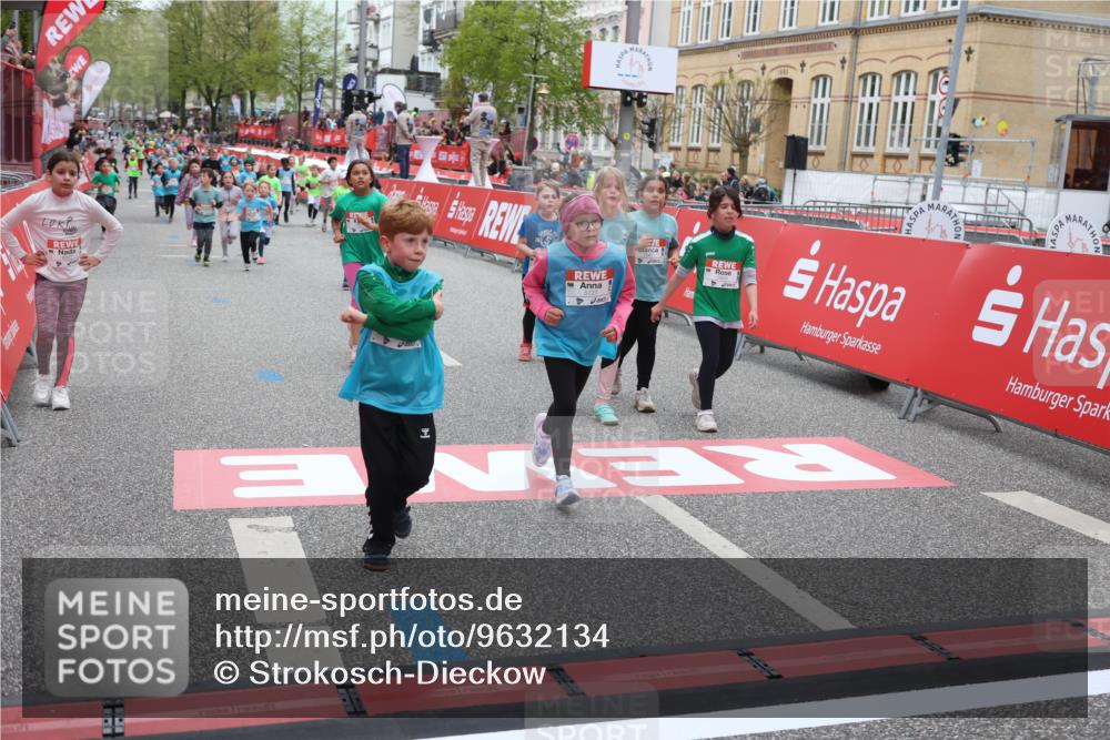 25.04.2026 - Das Zehntel Strokosch-Dieckow http://msf.ph/oto/9632134 25.04.2026 11:01:46 Ziel 5170, 5524, 5655, 5679, 5727, 5994, 6245, 6437, 6857, 6968, 6969, 6991, 7003, 7221, 7422, 7478, 7525, 7541, 7937 meine-sportfotos.de