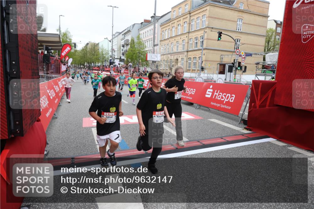 25.04.2026 - Das Zehntel Strokosch-Dieckow http://msf.ph/oto/9632147 25.04.2026 11:01:44 Ziel 5070, 5170, 5474, 5655, 5679, 5727, 5994, 6188, 6245, 6437, 6968, 6969, 6991, 7003, 7220, 7221, 7422, 7478, 7525 meine-sportfotos.de