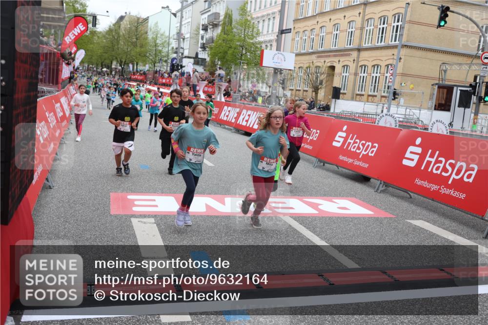25.04.2026 - Das Zehntel Strokosch-Dieckow http://msf.ph/oto/9632164 25.04.2026 11:01:42 Ziel 3970, 5070, 5170, 5265, 5285, 5474, 5679, 5961, 5994, 6188, 6245, 6371, 6379, 6437, 6446, 6455, 6968, 6969, 6991, 7003, 7220, 7422, 7423, 7478 meine-sportfotos.de