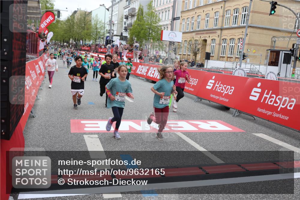 25.04.2026 - Das Zehntel Strokosch-Dieckow http://msf.ph/oto/9632165 25.04.2026 11:01:42 Ziel 3970, 5070, 5170, 5265, 5285, 5474, 5679, 5961, 5994, 6188, 6245, 6371, 6379, 6437, 6446, 6455, 6968, 6969, 6991, 7003, 7220, 7422, 7423, 7478 meine-sportfotos.de
