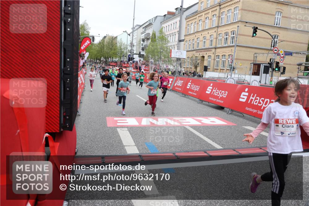25.04.2026 - Das Zehntel Strokosch-Dieckow http://msf.ph/oto/9632170 25.04.2026 11:01:41 Ziel 3970, 5070, 5170, 5196, 5265, 5285, 5474, 5679, 5961, 5994, 6188, 6245, 6283, 6371, 6379, 6437, 6446, 6455, 6968, 6969, 6991, 7003, 7118, 7220, 7422, 7423, 7478 meine-sportfotos.de