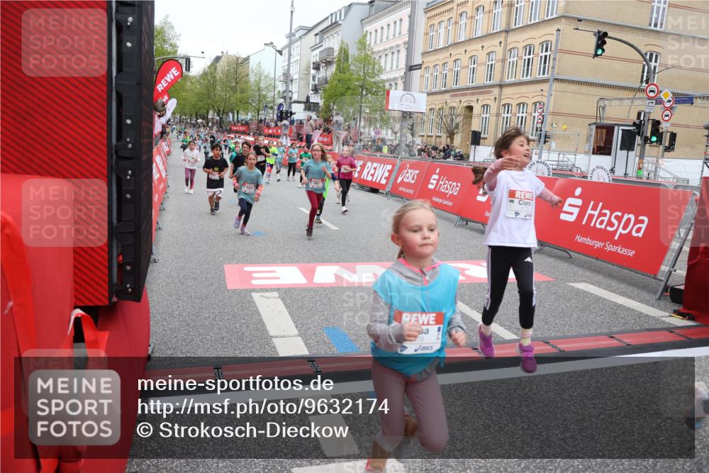 25.04.2026 - Das Zehntel Strokosch-Dieckow http://msf.ph/oto/9632174 25.04.2026 11:01:40 Ziel 3970, 5070, 5170, 5196, 5203, 5265, 5285, 5474, 5679, 5961, 5994, 6188, 6283, 6371, 6379, 6437, 6446, 6455, 6968, 7046, 7056, 7118, 7220, 7422, 7423, 7478 meine-sportfotos.de