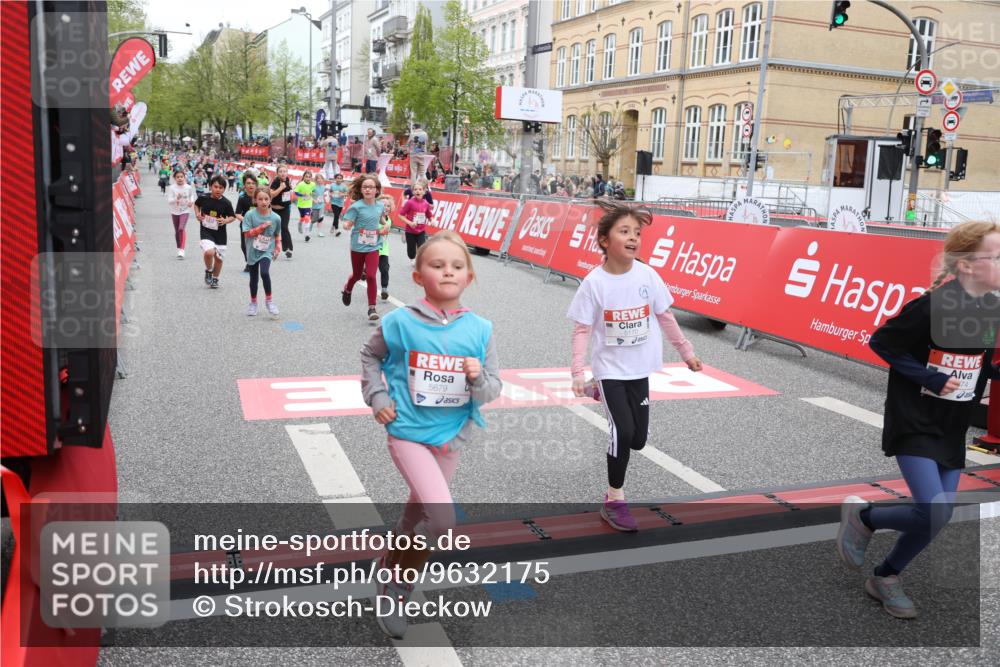 25.04.2026 - Das Zehntel Strokosch-Dieckow http://msf.ph/oto/9632175 25.04.2026 11:01:40 Ziel 3970, 5070, 5170, 5196, 5203, 5265, 5285, 5474, 5679, 5961, 5994, 6188, 6283, 6371, 6379, 6437, 6446, 6455, 6968, 7046, 7056, 7118, 7220, 7422, 7423, 7478 meine-sportfotos.de