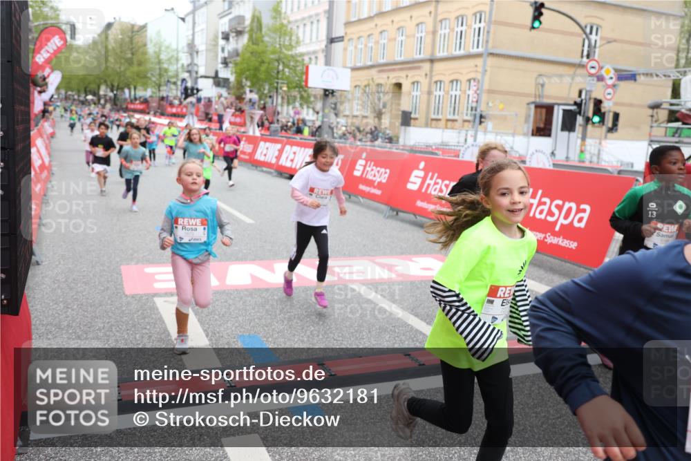 25.04.2026 - Das Zehntel Strokosch-Dieckow http://msf.ph/oto/9632181 25.04.2026 11:01:40 Ziel 3970, 5070, 5170, 5196, 5203, 5265, 5285, 5474, 5679, 5961, 5994, 6188, 6283, 6371, 6379, 6437, 6446, 6455, 6968, 7046, 7056, 7118, 7220, 7422, 7423, 7478 meine-sportfotos.de