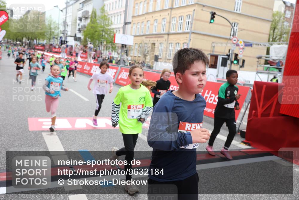 25.04.2026 - Das Zehntel Strokosch-Dieckow http://msf.ph/oto/9632184 25.04.2026 11:01:39 Ziel 3970, 5070, 5170, 5196, 5203, 5265, 5285, 5474, 5679, 5961, 6188, 6283, 6371, 6379, 6437, 6446, 6455, 6456, 7046, 7056, 7118, 7220, 7423, 7439, 8072 meine-sportfotos.de