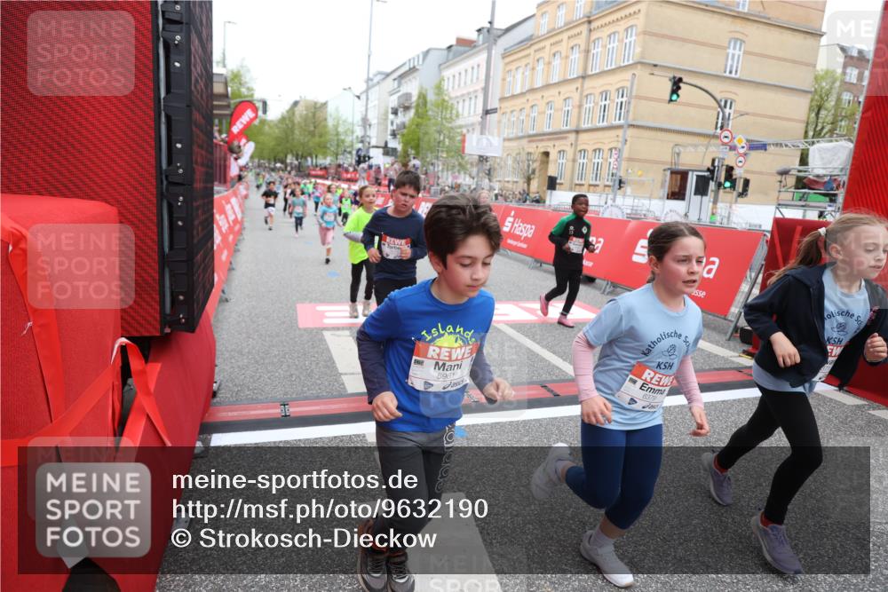 25.04.2026 - Das Zehntel Strokosch-Dieckow http://msf.ph/oto/9632190 25.04.2026 11:01:38 Ziel 3970, 5070, 5170, 5196, 5203, 5265, 5285, 5474, 5679, 5961, 6188, 6283, 6371, 6379, 6446, 6455, 6456, 6470, 6854, 6855, 7046, 7056, 7118, 7220, 7423, 7439, 8072 meine-sportfotos.de