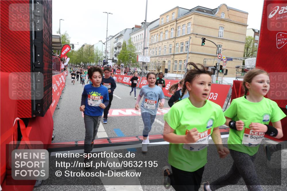 25.04.2026 - Das Zehntel Strokosch-Dieckow http://msf.ph/oto/9632195 25.04.2026 11:01:38 Ziel 3970, 5070, 5170, 5196, 5203, 5265, 5285, 5474, 5679, 5961, 6188, 6283, 6371, 6379, 6446, 6455, 6456, 6470, 6854, 6855, 7046, 7056, 7118, 7220, 7423, 7439, 8072 meine-sportfotos.de