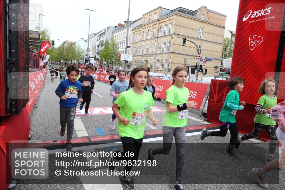 25.04.2026 - Das Zehntel Strokosch-Dieckow http://msf.ph/oto/9632198 25.04.2026 11:01:37 Ziel 3970, 5070, 5196, 5203, 5265, 5285, 5474, 5961, 6188, 6283, 6371, 6379, 6446, 6455, 6456, 6470, 6854, 6855, 7046, 7056, 7118, 7220, 7423, 7439, 8072 meine-sportfotos.de