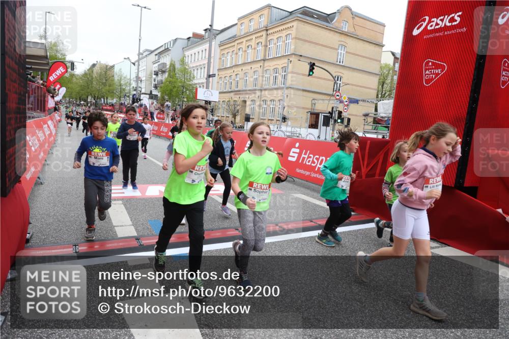 25.04.2026 - Das Zehntel Strokosch-Dieckow http://msf.ph/oto/9632200 25.04.2026 11:01:37 Ziel 3970, 5070, 5196, 5203, 5265, 5285, 5474, 5961, 6188, 6283, 6371, 6379, 6446, 6455, 6456, 6470, 6854, 6855, 7046, 7056, 7118, 7220, 7423, 7439, 8072 meine-sportfotos.de