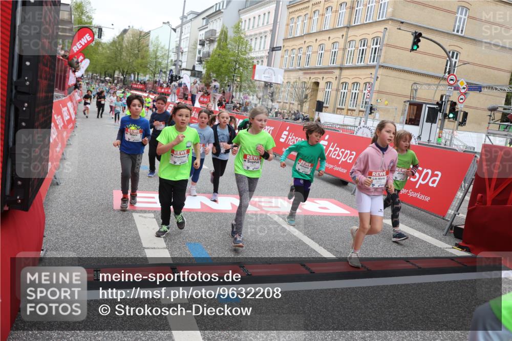 25.04.2026 - Das Zehntel Strokosch-Dieckow http://msf.ph/oto/9632208 25.04.2026 11:01:36 Ziel 3970, 5070, 5196, 5203, 5265, 5285, 5946, 5961, 6283, 6371, 6379, 6446, 6455, 6456, 6470, 6474, 6854, 6855, 7046, 7056, 7082, 7118, 7423, 7439, 8072 meine-sportfotos.de