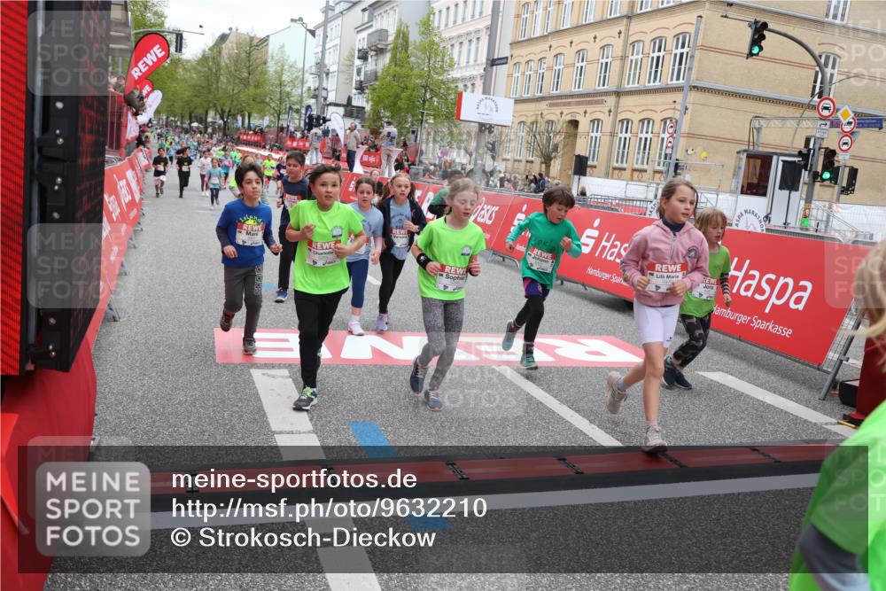 25.04.2026 - Das Zehntel Strokosch-Dieckow http://msf.ph/oto/9632210 25.04.2026 11:01:36 Ziel 3970, 5070, 5196, 5203, 5265, 5285, 5946, 5961, 6283, 6371, 6379, 6446, 6455, 6456, 6470, 6474, 6854, 6855, 7046, 7056, 7082, 7118, 7423, 7439, 8072 meine-sportfotos.de