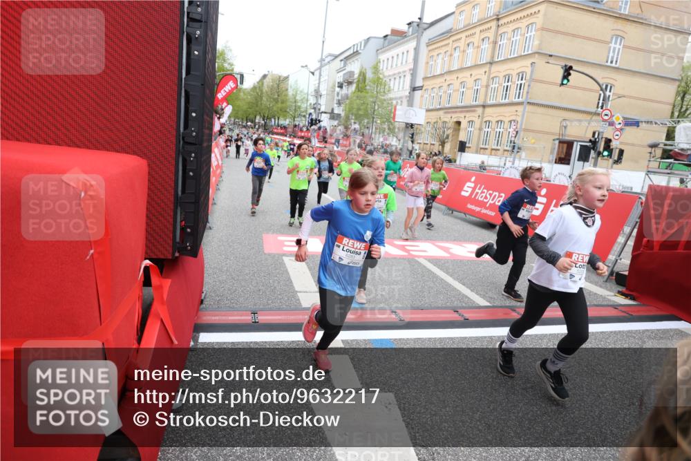 25.04.2026 - Das Zehntel Strokosch-Dieckow http://msf.ph/oto/9632217 25.04.2026 11:01:35 Ziel 3970, 5196, 5203, 5265, 5285, 5946, 5961, 6283, 6371, 6379, 6446, 6455, 6456, 6470, 6474, 6854, 6855, 6931, 7046, 7056, 7082, 7118, 7423, 7439, 8072 meine-sportfotos.de