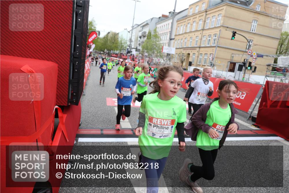 25.04.2026 - Das Zehntel Strokosch-Dieckow http://msf.ph/oto/9632218 25.04.2026 11:01:35 Ziel 3970, 5196, 5203, 5265, 5285, 5946, 5961, 6283, 6371, 6379, 6446, 6455, 6456, 6470, 6474, 6854, 6855, 6931, 7046, 7056, 7082, 7118, 7423, 7439, 8072 meine-sportfotos.de