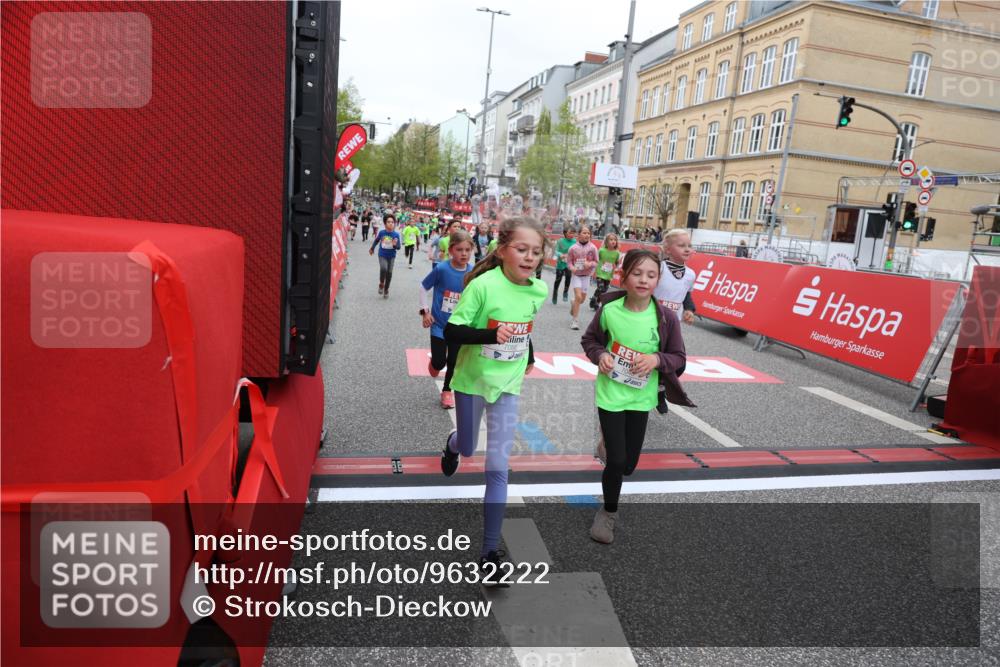 25.04.2026 - Das Zehntel Strokosch-Dieckow http://msf.ph/oto/9632222 25.04.2026 11:01:35 Ziel 3970, 5196, 5203, 5265, 5285, 5946, 5961, 6283, 6371, 6379, 6446, 6455, 6456, 6470, 6474, 6854, 6855, 6931, 7046, 7056, 7082, 7118, 7423, 7439, 8072 meine-sportfotos.de