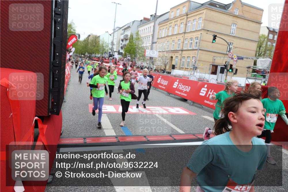25.04.2026 - Das Zehntel Strokosch-Dieckow http://msf.ph/oto/9632224 25.04.2026 11:01:34 Ziel 3970, 5196, 5203, 5265, 5285, 5748, 5946, 6283, 6456, 6470, 6474, 6854, 6855, 6931, 7046, 7056, 7082, 7118, 7327, 7439, 8072 meine-sportfotos.de