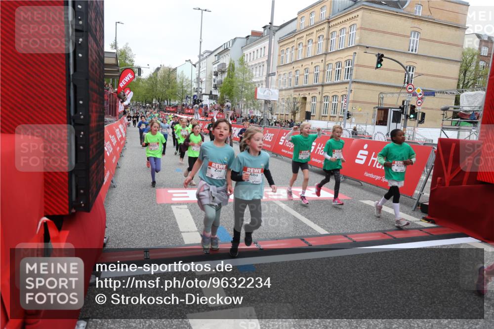 25.04.2026 - Das Zehntel Strokosch-Dieckow http://msf.ph/oto/9632234 25.04.2026 11:01:33 Ziel 5196, 5203, 5748, 5946, 6283, 6456, 6470, 6474, 6854, 6855, 6931, 7046, 7056, 7082, 7118, 7327, 7439, 7494, 8072 meine-sportfotos.de