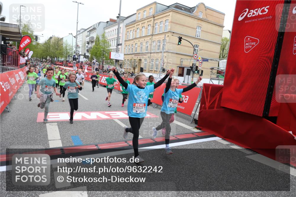 25.04.2026 - Das Zehntel Strokosch-Dieckow http://msf.ph/oto/9632242 25.04.2026 11:01:32 Ziel 5203, 5748, 5946, 6456, 6470, 6474, 6854, 6855, 6931, 7046, 7056, 7082, 7327, 7439, 7494, 7586, 7627, 8072 meine-sportfotos.de