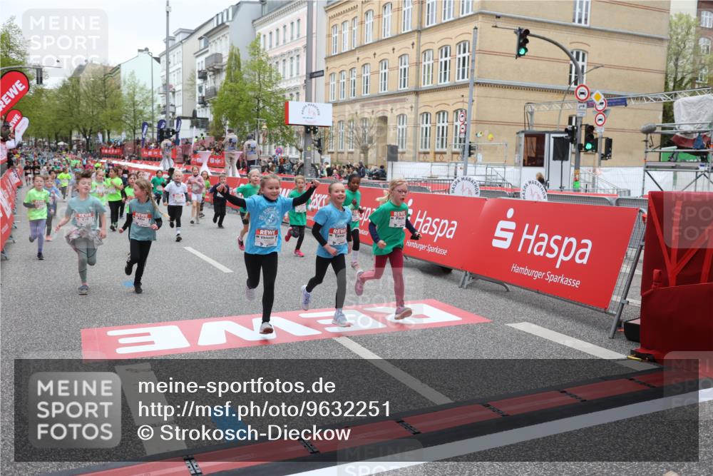 25.04.2026 - Das Zehntel Strokosch-Dieckow http://msf.ph/oto/9632251 25.04.2026 11:01:31 Ziel 5748, 5946, 6456, 6470, 6474, 6854, 6855, 6931, 7082, 7195, 7327, 7439, 7494, 7586, 7627, 8072 meine-sportfotos.de