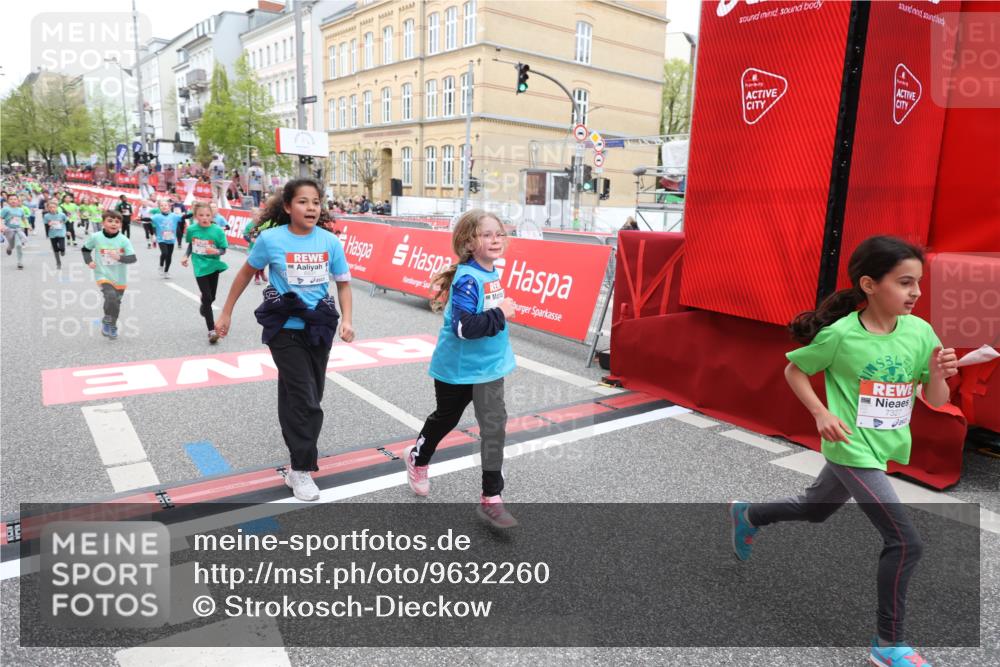 25.04.2026 - Das Zehntel Strokosch-Dieckow http://msf.ph/oto/9632260 25.04.2026 11:01:29 Ziel 5516, 5720, 5748, 5946, 5984, 6474, 6660, 6700, 6814, 6838, 6931, 7082, 7195, 7327, 7494, 7586, 7627 meine-sportfotos.de