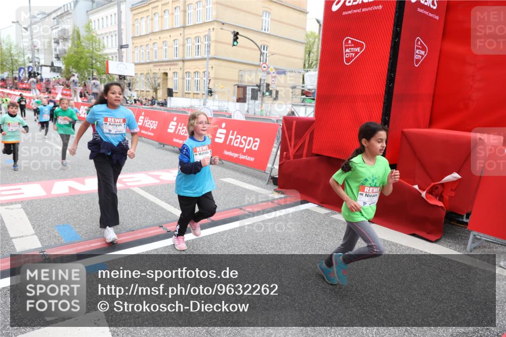 25.04.2026 - Das Zehntel Strokosch-Dieckow http://msf.ph/oto/9632262 25.04.2026 11:01:29 Ziel 5516, 5720, 5748, 5946, 5984, 6474, 6660, 6700, 6814, 6838, 6931, 7082, 7195, 7327, 7494, 7586, 7627 meine-sportfotos.de