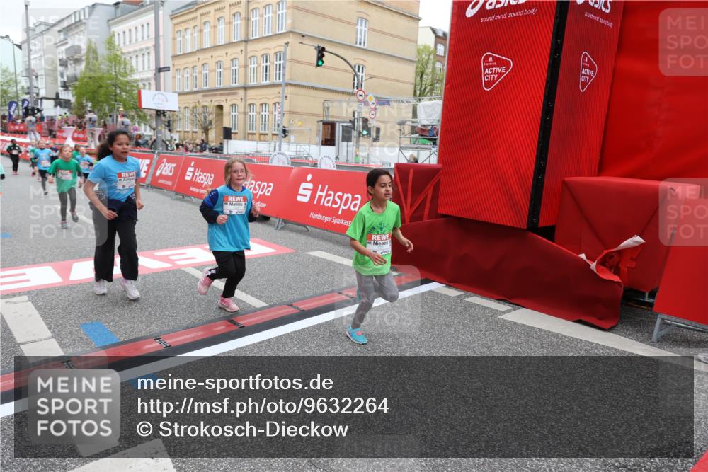 25.04.2026 - Das Zehntel Strokosch-Dieckow http://msf.ph/oto/9632264 25.04.2026 11:01:29 Ziel 5516, 5720, 5748, 5946, 5984, 6474, 6660, 6700, 6814, 6838, 6931, 7082, 7195, 7327, 7494, 7586, 7627 meine-sportfotos.de