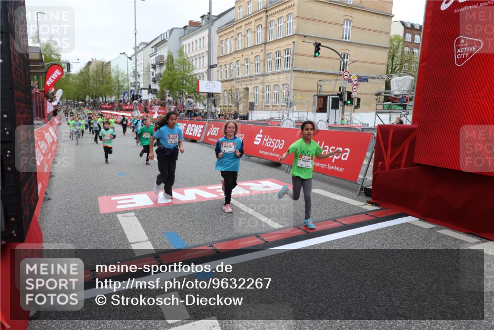 25.04.2026 - Das Zehntel Strokosch-Dieckow http://msf.ph/oto/9632267 25.04.2026 11:01:28 Ziel 5516, 5720, 5748, 5889, 5946, 5984, 6474, 6660, 6700, 6814, 6815, 6838, 6931, 7082, 7195, 7327, 7494, 7586, 7627 meine-sportfotos.de