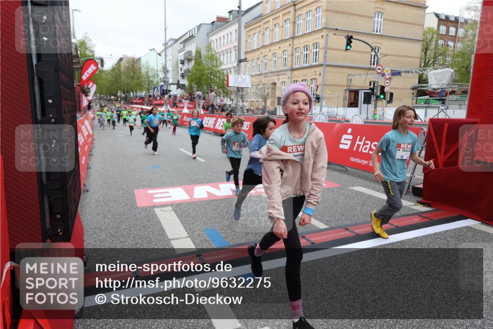 25.04.2026 - Das Zehntel Strokosch-Dieckow http://msf.ph/oto/9632275 25.04.2026 11:01:26 Ziel 5247, 5256, 5516, 5720, 5748, 5889, 5984, 6375, 6376, 6660, 6695, 6700, 6814, 6815, 6838, 7195, 7327, 7494, 7586, 7627, 7797, 8031 meine-sportfotos.de