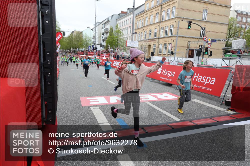 25.04.2026 - Das Zehntel Strokosch-Dieckow http://msf.ph/oto/9632278 25.04.2026 11:01:26 Ziel 5247, 5256, 5516, 5720, 5748, 5889, 5984, 6375, 6376, 6660, 6695, 6700, 6814, 6815, 6838, 7195, 7327, 7494, 7586, 7627, 7797, 8031 meine-sportfotos.de