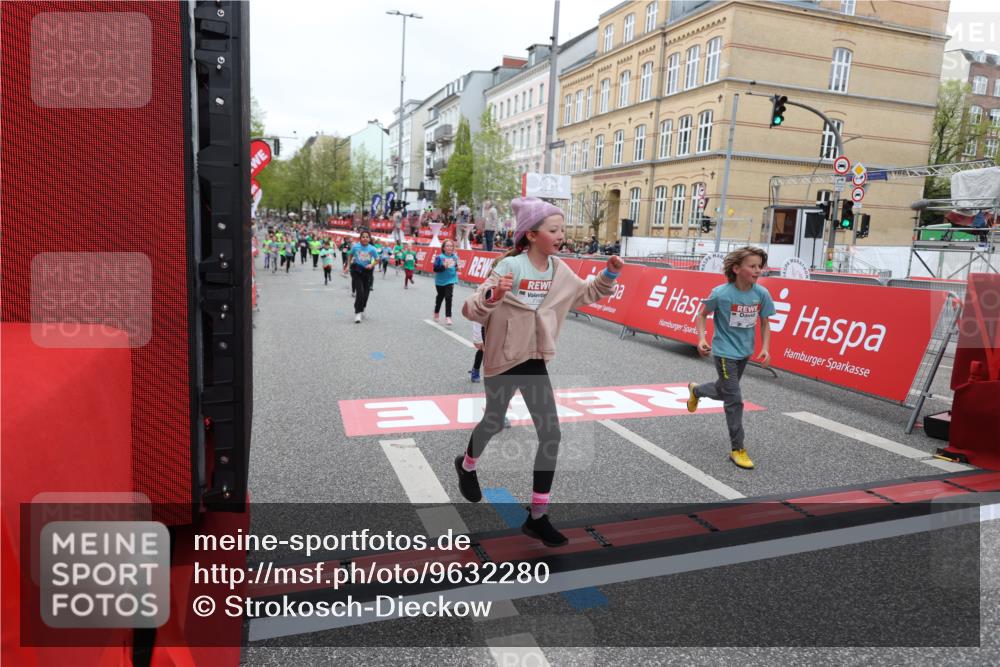 25.04.2026 - Das Zehntel Strokosch-Dieckow http://msf.ph/oto/9632280 25.04.2026 11:01:26 Ziel 5247, 5256, 5516, 5720, 5748, 5889, 5984, 6375, 6376, 6660, 6695, 6700, 6814, 6815, 6838, 7195, 7327, 7494, 7586, 7627, 7797, 8031 meine-sportfotos.de
