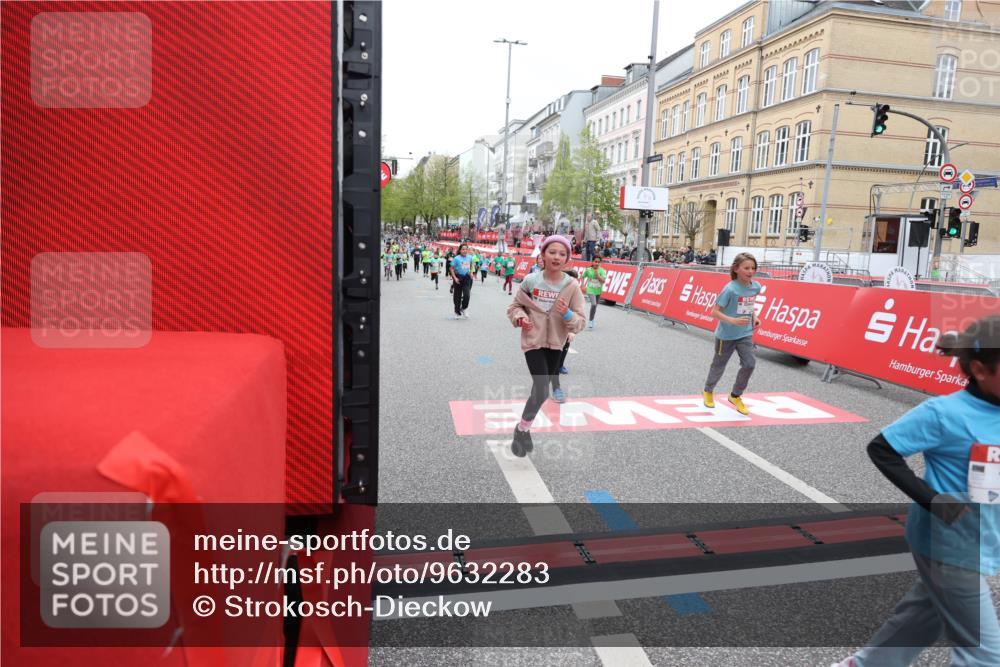 25.04.2026 - Das Zehntel Strokosch-Dieckow http://msf.ph/oto/9632283 25.04.2026 11:01:25 Ziel 5222, 5247, 5256, 5516, 5720, 5889, 5984, 6375, 6376, 6419, 6660, 6695, 6700, 6814, 6815, 6838, 7195, 7494, 7579, 7586, 7627, 7797, 8031 meine-sportfotos.de