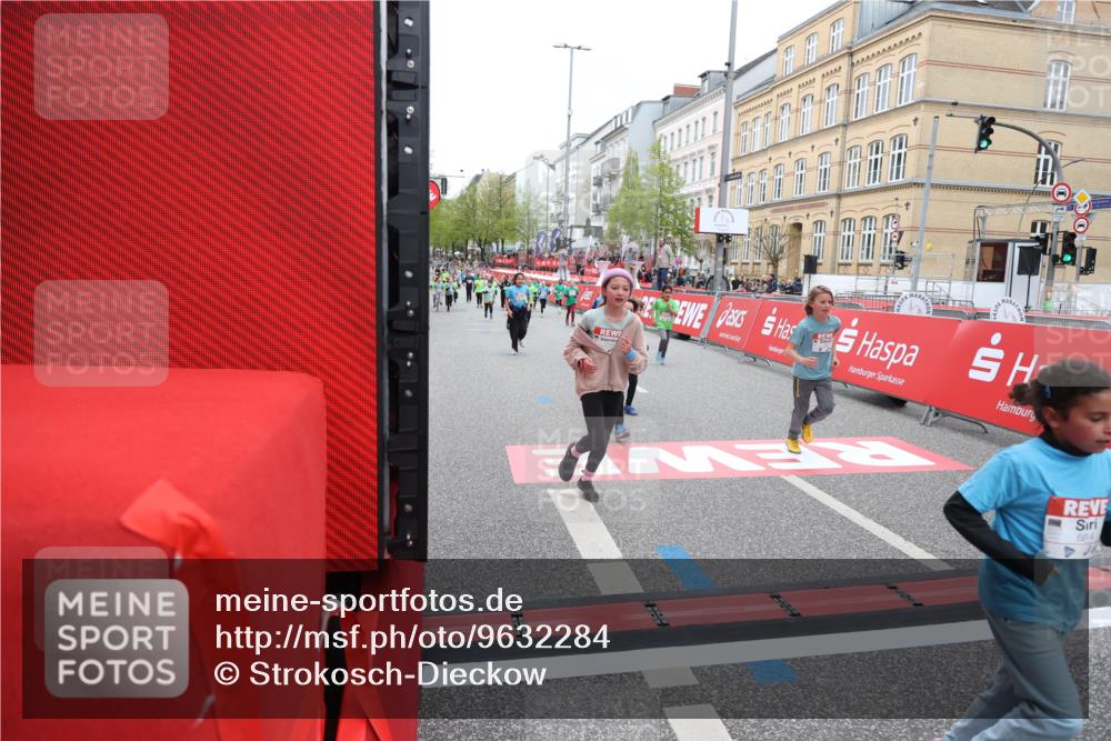 25.04.2026 - Das Zehntel Strokosch-Dieckow http://msf.ph/oto/9632284 25.04.2026 11:01:25 Ziel 5222, 5247, 5256, 5516, 5720, 5889, 5984, 6375, 6376, 6419, 6660, 6695, 6700, 6814, 6815, 6838, 7195, 7494, 7579, 7586, 7627, 7797, 8031 meine-sportfotos.de