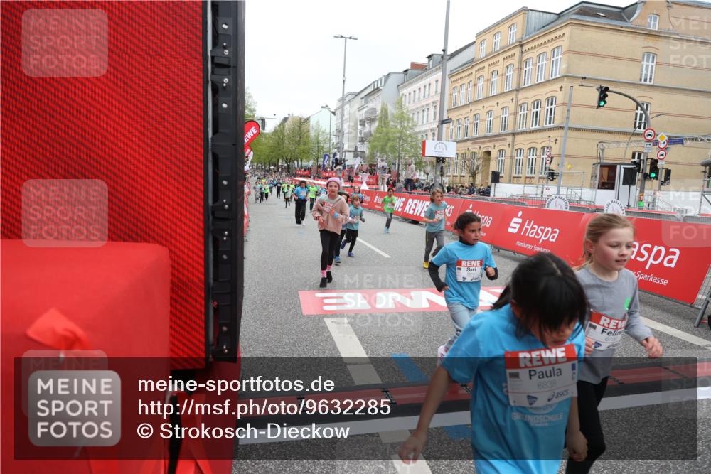 25.04.2026 - Das Zehntel Strokosch-Dieckow http://msf.ph/oto/9632285 25.04.2026 11:01:25 Ziel 5222, 5247, 5256, 5516, 5720, 5889, 5984, 6375, 6376, 6419, 6660, 6695, 6700, 6814, 6815, 6838, 7195, 7494, 7579, 7586, 7627, 7797, 8031 meine-sportfotos.de
