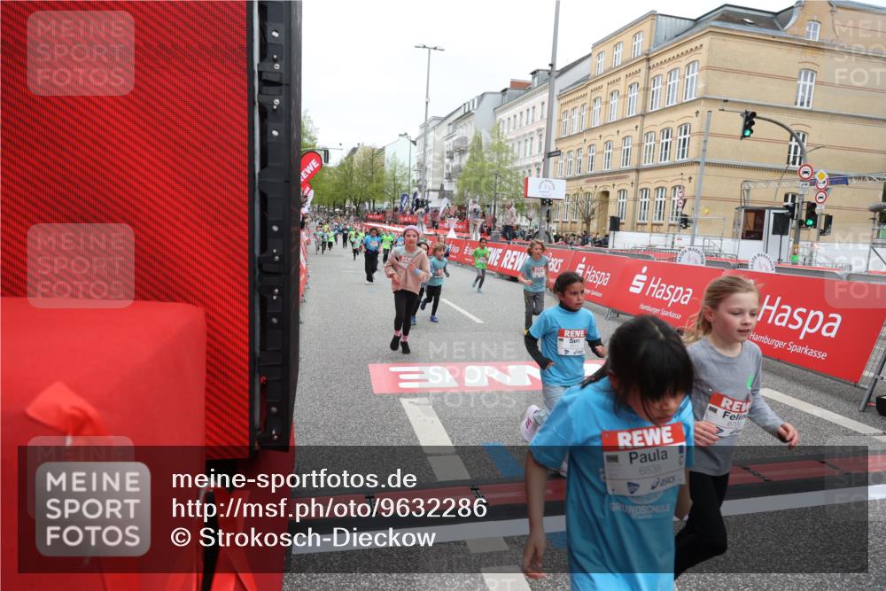 25.04.2026 - Das Zehntel Strokosch-Dieckow http://msf.ph/oto/9632286 25.04.2026 11:01:25 Ziel 5222, 5247, 5256, 5516, 5720, 5889, 5984, 6375, 6376, 6419, 6660, 6695, 6700, 6814, 6815, 6838, 7195, 7494, 7579, 7586, 7627, 7797, 8031 meine-sportfotos.de