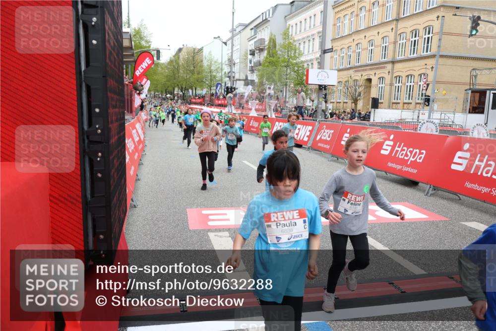 25.04.2026 - Das Zehntel Strokosch-Dieckow http://msf.ph/oto/9632288 25.04.2026 11:01:24 Ziel 5150, 5222, 5247, 5256, 5516, 5720, 5889, 5984, 6375, 6376, 6419, 6660, 6695, 6700, 6814, 6815, 6838, 7195, 7579, 7586, 7627, 7797, 8031 meine-sportfotos.de