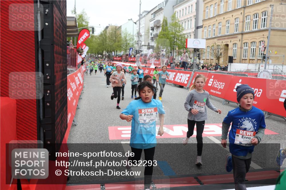 25.04.2026 - Das Zehntel Strokosch-Dieckow http://msf.ph/oto/9632293 25.04.2026 11:01:24 Ziel 5150, 5222, 5247, 5256, 5516, 5720, 5889, 5984, 6375, 6376, 6419, 6660, 6695, 6700, 6814, 6815, 6838, 7195, 7579, 7586, 7627, 7797, 8031 meine-sportfotos.de