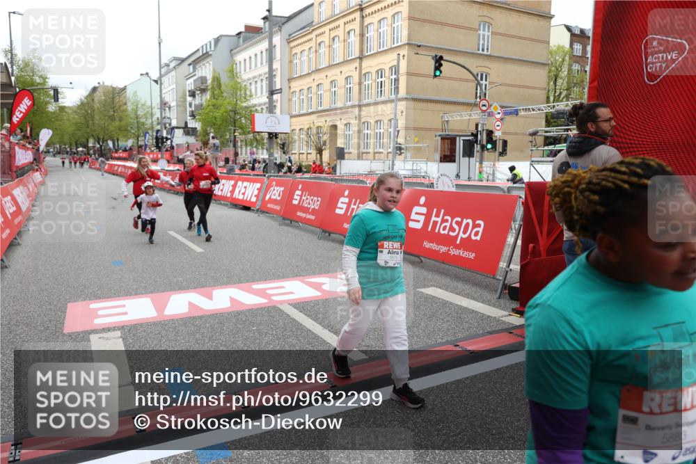 25.04.2026 - Das Zehntel Strokosch-Dieckow http://msf.ph/oto/9632299 25.04.2026 11:13:18 Ziel 5016, 5876, 5883 meine-sportfotos.de