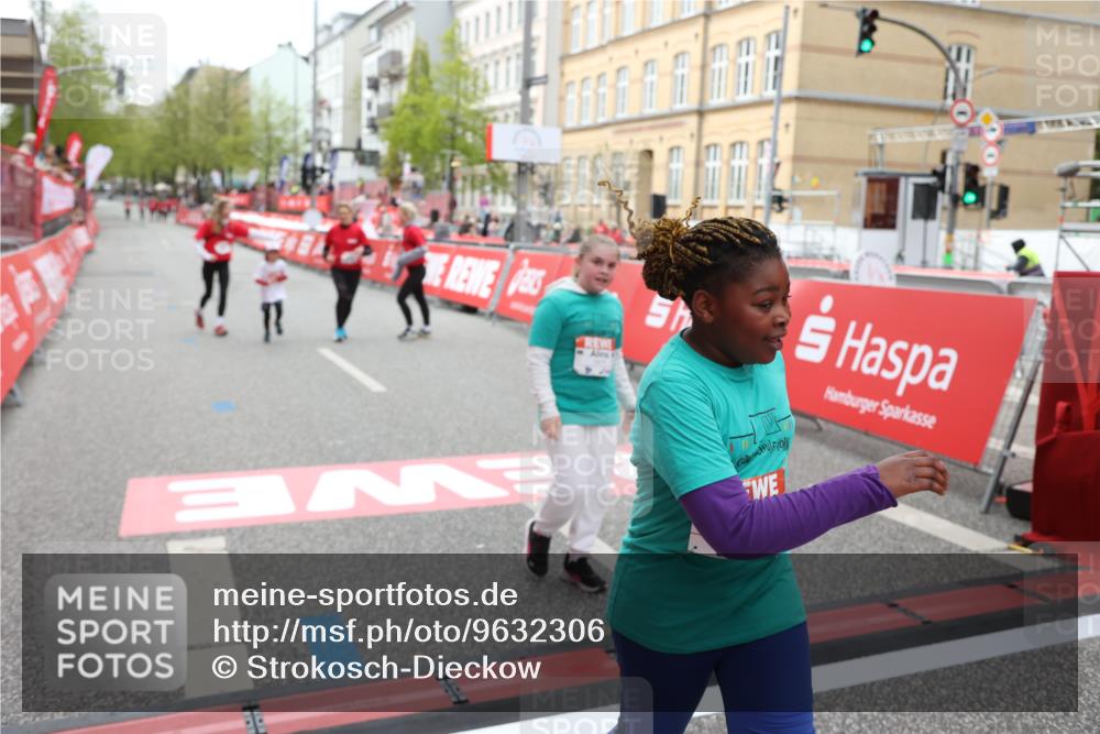 25.04.2026 - Das Zehntel Strokosch-Dieckow http://msf.ph/oto/9632306 25.04.2026 11:13:17 Ziel 5876, 5883 meine-sportfotos.de
