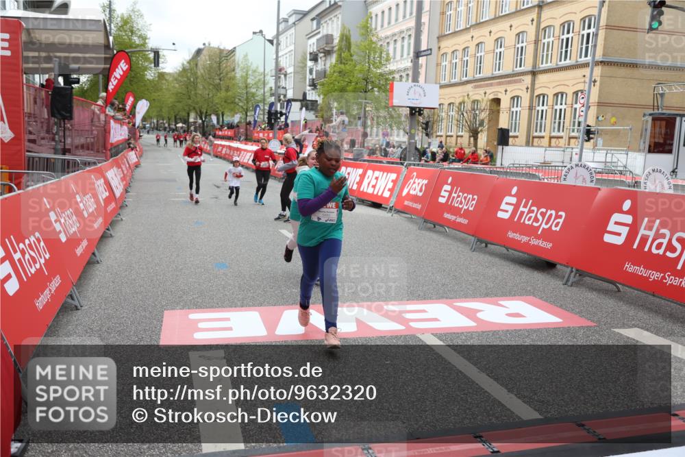 25.04.2026 - Das Zehntel Strokosch-Dieckow http://msf.ph/oto/9632320 25.04.2026 11:13:15 Ziel 5876, 5883 meine-sportfotos.de