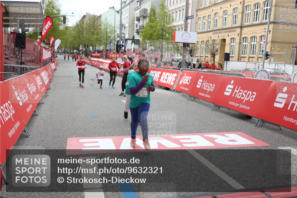 25.04.2026 - Das Zehntel Strokosch-Dieckow http://msf.ph/oto/9632321 25.04.2026 11:13:15 Ziel 5876, 5883 meine-sportfotos.de
