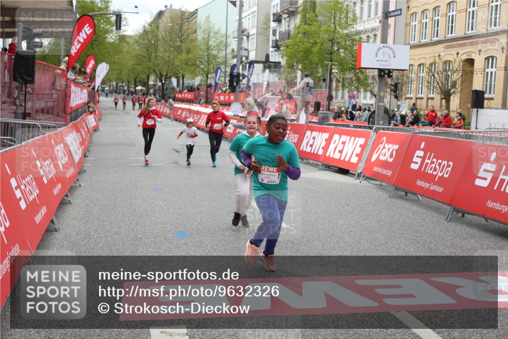 25.04.2026 - Das Zehntel Strokosch-Dieckow http://msf.ph/oto/9632326 25.04.2026 11:13:15 Ziel 5876, 5883 meine-sportfotos.de