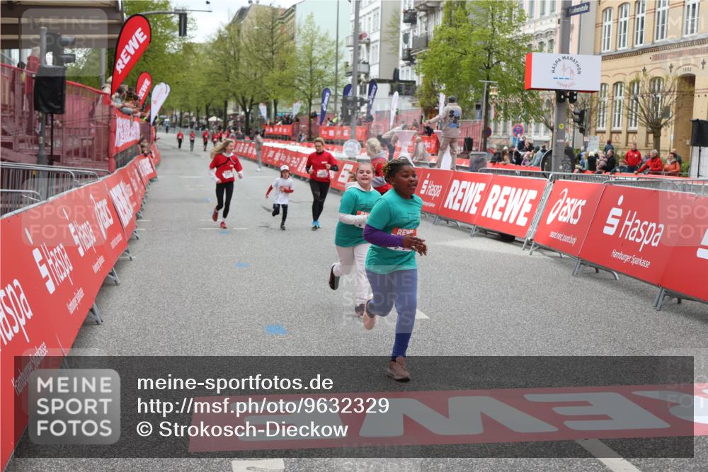 25.04.2026 - Das Zehntel Strokosch-Dieckow http://msf.ph/oto/9632329 25.04.2026 11:13:15 Ziel 5876, 5883 meine-sportfotos.de