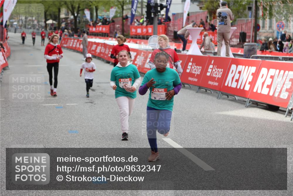25.04.2026 - Das Zehntel Strokosch-Dieckow http://msf.ph/oto/9632347 25.04.2026 11:13:14 Ziel 5079, 5883 meine-sportfotos.de