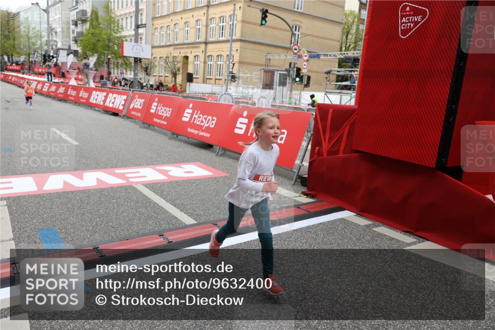 25.04.2026 - Das Zehntel Strokosch-Dieckow http://msf.ph/oto/9632400 25.04.2026 11:13:01 Ziel 5122, 7036 meine-sportfotos.de