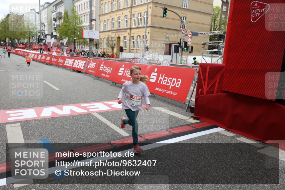 25.04.2026 - Das Zehntel Strokosch-Dieckow http://msf.ph/oto/9632407 25.04.2026 11:13:01 Ziel 5122, 7036 meine-sportfotos.de