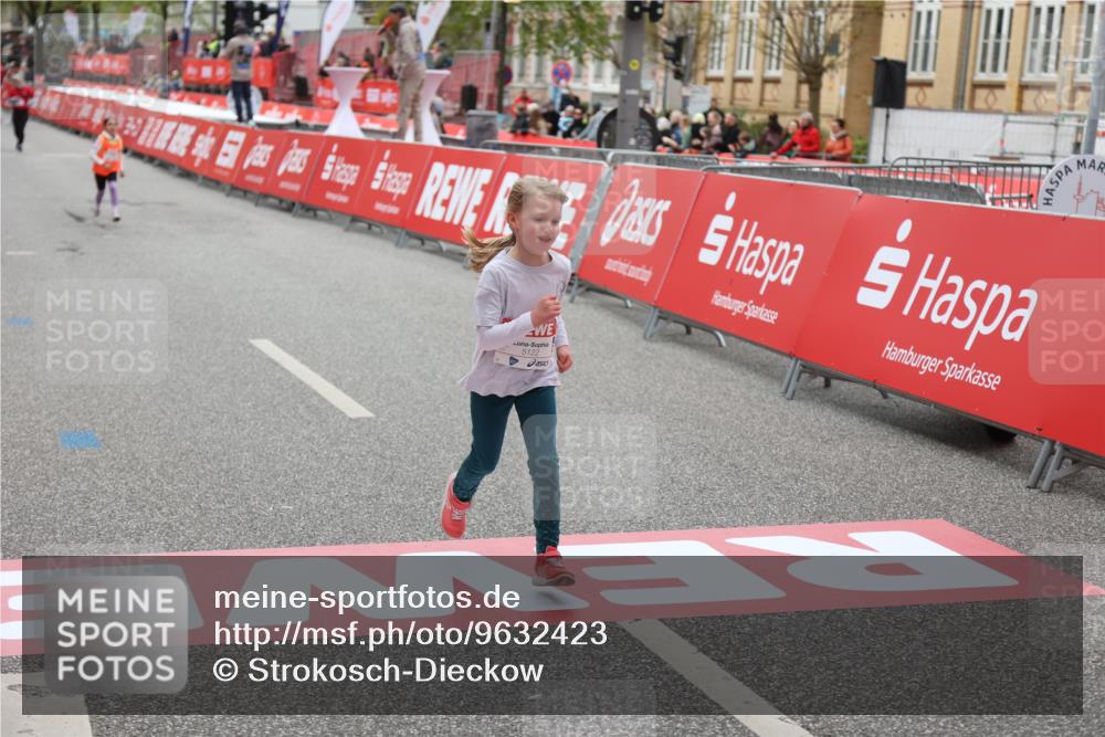 25.04.2026 - Das Zehntel Strokosch-Dieckow http://msf.ph/oto/9632423 25.04.2026 11:13:00 Ziel 5122, 7036 meine-sportfotos.de